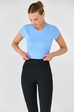 Кроп-топ спортивный с чашками