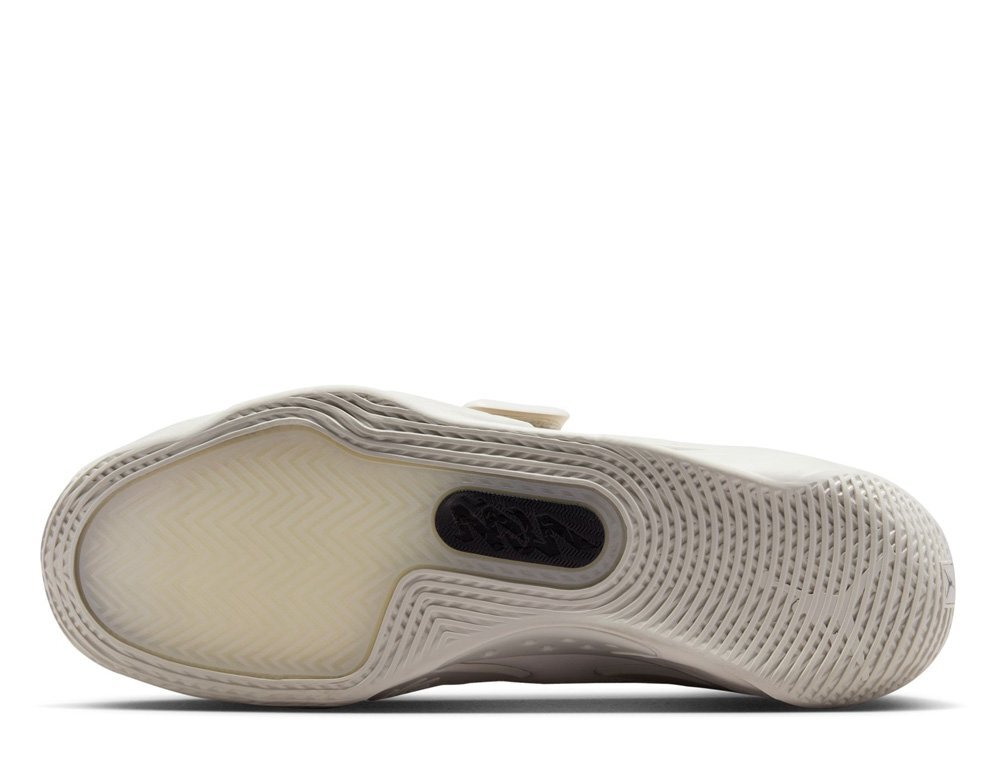 Баскетбольные кроссовки Jordan Zion 3 M.U.D. "Light Bone"