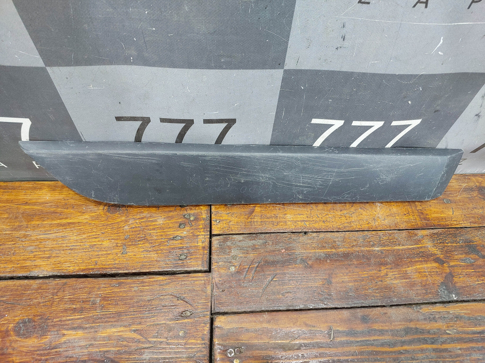 Накладка двери задней правой Kia Rio 4 X-Line 17-нв Б/У Оригинал 87722H0500