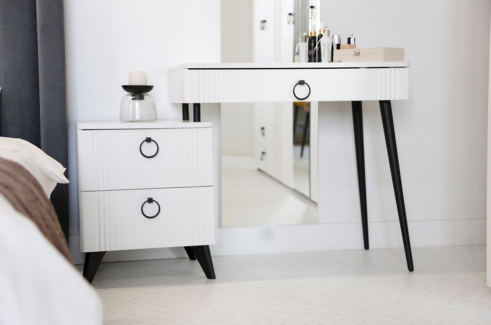 Туалетный столик "Ева" без зеркала (белое дерево/белый матовый)