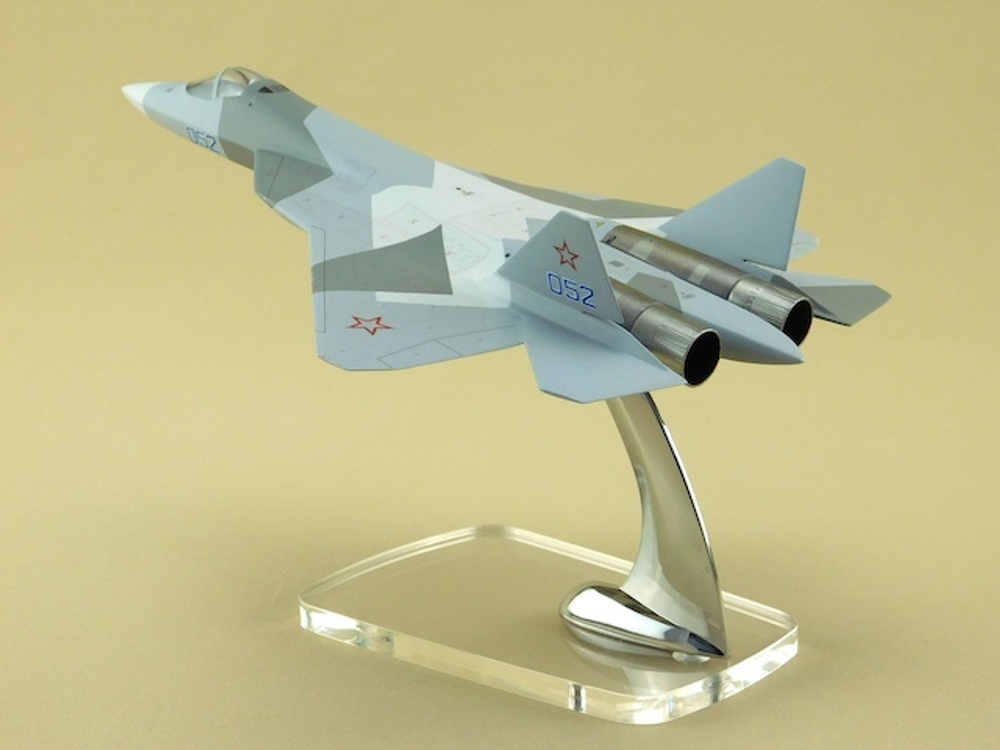 Модель самолета Су-57 (М1:72, 052, Камуфляж)