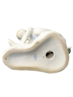 Фарфоровая статуэтка "Юный пограничник с собакой" ЛФЗ