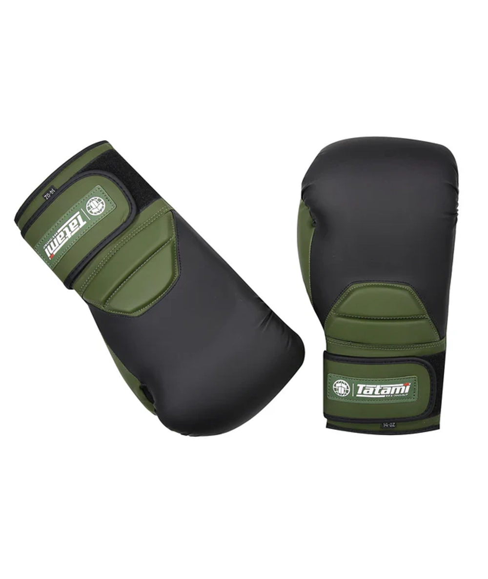 Боксёрские перчатки Tatami STRIKE BOXING