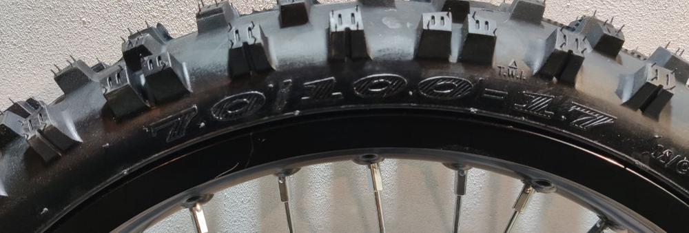 Колесо переднее в сборе 70/100 17" Питбайк BSE EX 125