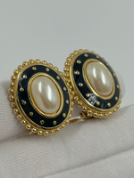 Клипсы с тёмно-синей эмалью и «жемчугом» Burberrys