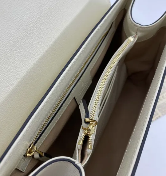 Сумка Gucci Horsebit 1955 среднего размера