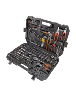 Набор инструментов для автомобиля