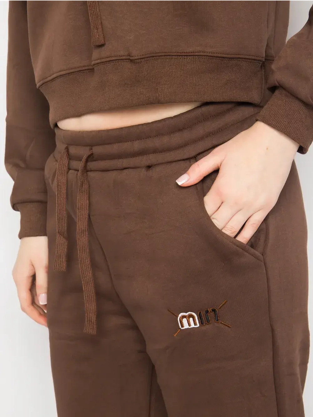 Спортивный костюм утепленный