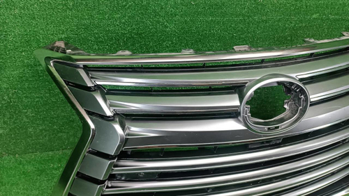 Решетка радиатора Lexus LX 3 (2015-2023)