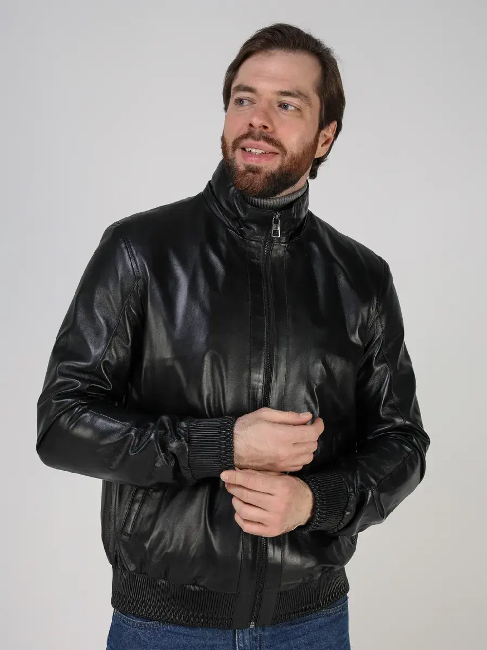 Куртка кожаная натуральная с капюшоном