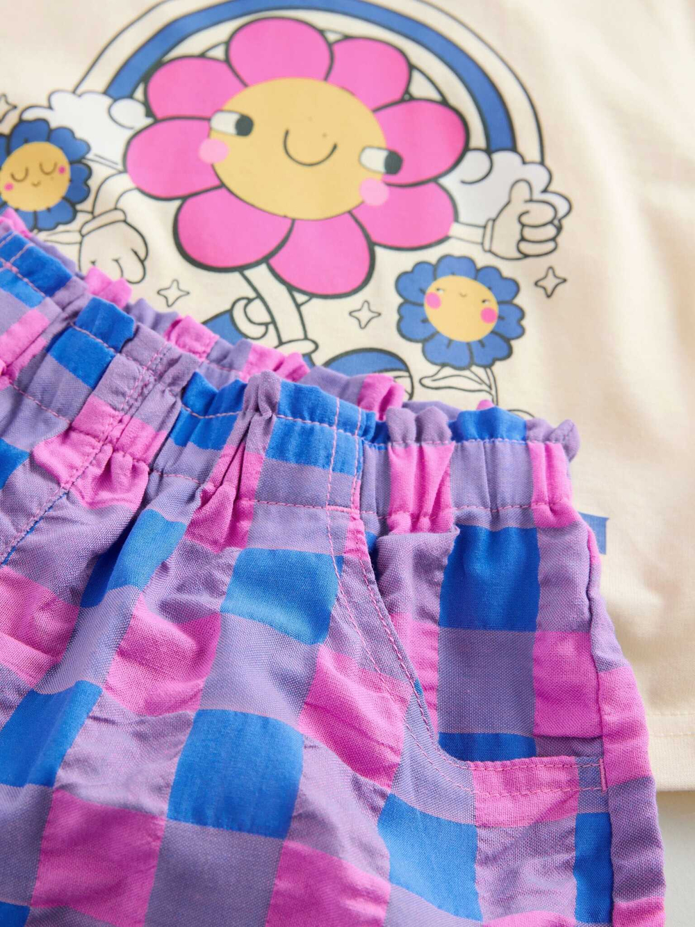 Футболка и шорты в комплекте для девочки Next AD8-252, Молочный, Розовый, Фиолетовый