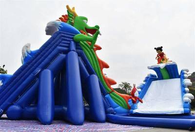 Надувная водная горка с бассейном «Большой спуск», 20*16,5*10 м