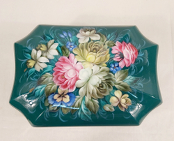 Шкатулка "Цветы на зеленом" с жостовской росписью