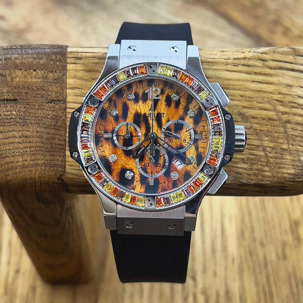 Часы Hublot