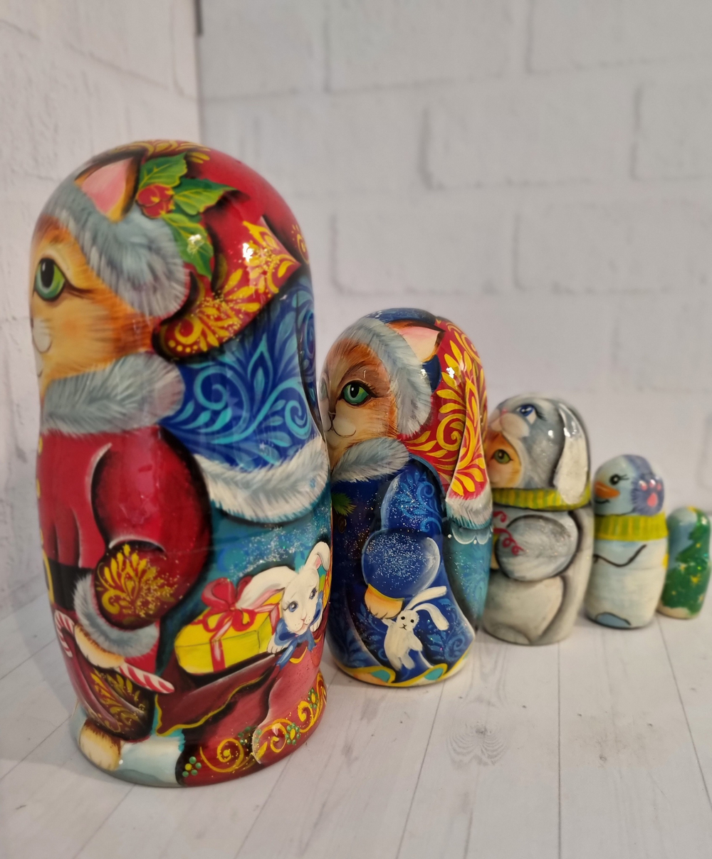 Матрешка Новогодняя кошечка 5 мест