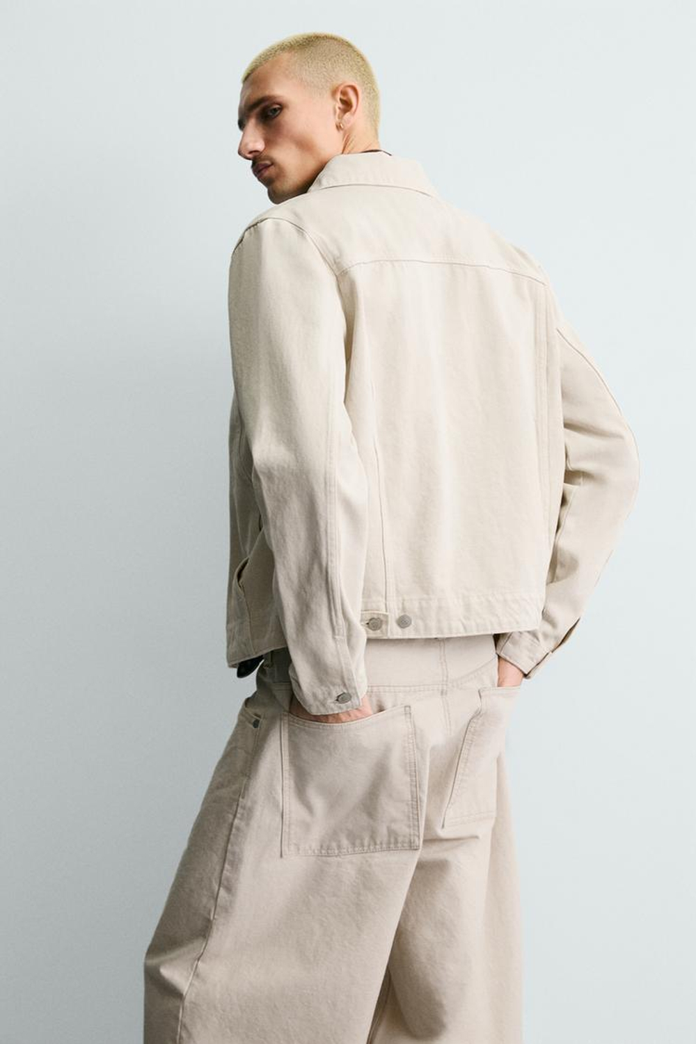 ZARA БАЗОВАЯ ДЖИНСОВАЯ КУРТКА, ЖЕЛТОВАТО-БЕЛЫЙ