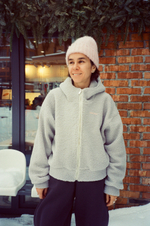 Худи на молнии укороченная из плюшевой ткани, серая