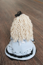 Как сделать прическу текстильной кукле из пряжи для вязания своими руками. Пошаговый электронный мастер-класс в формате pdf для начинающих и продолжающих