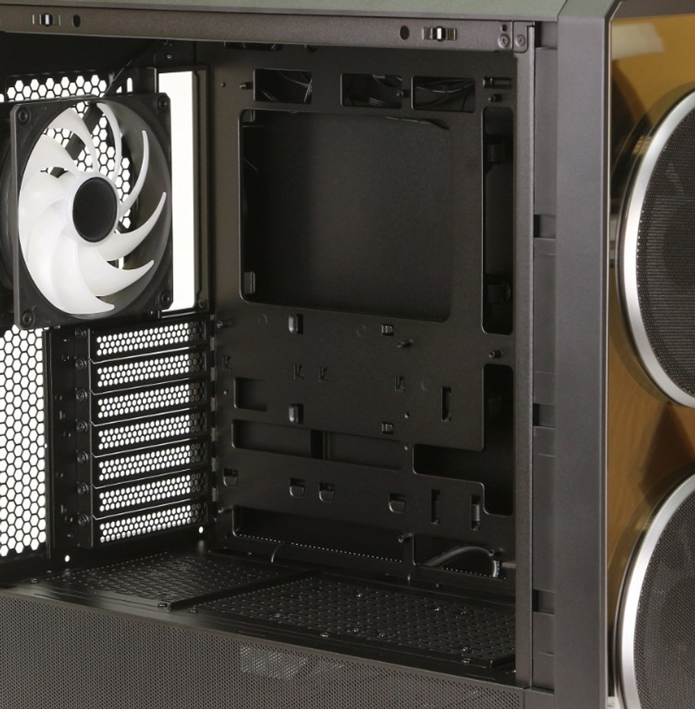 Корпус LIAN LI LanCool 217 INF (G99.LAN217INFX.10R) черный