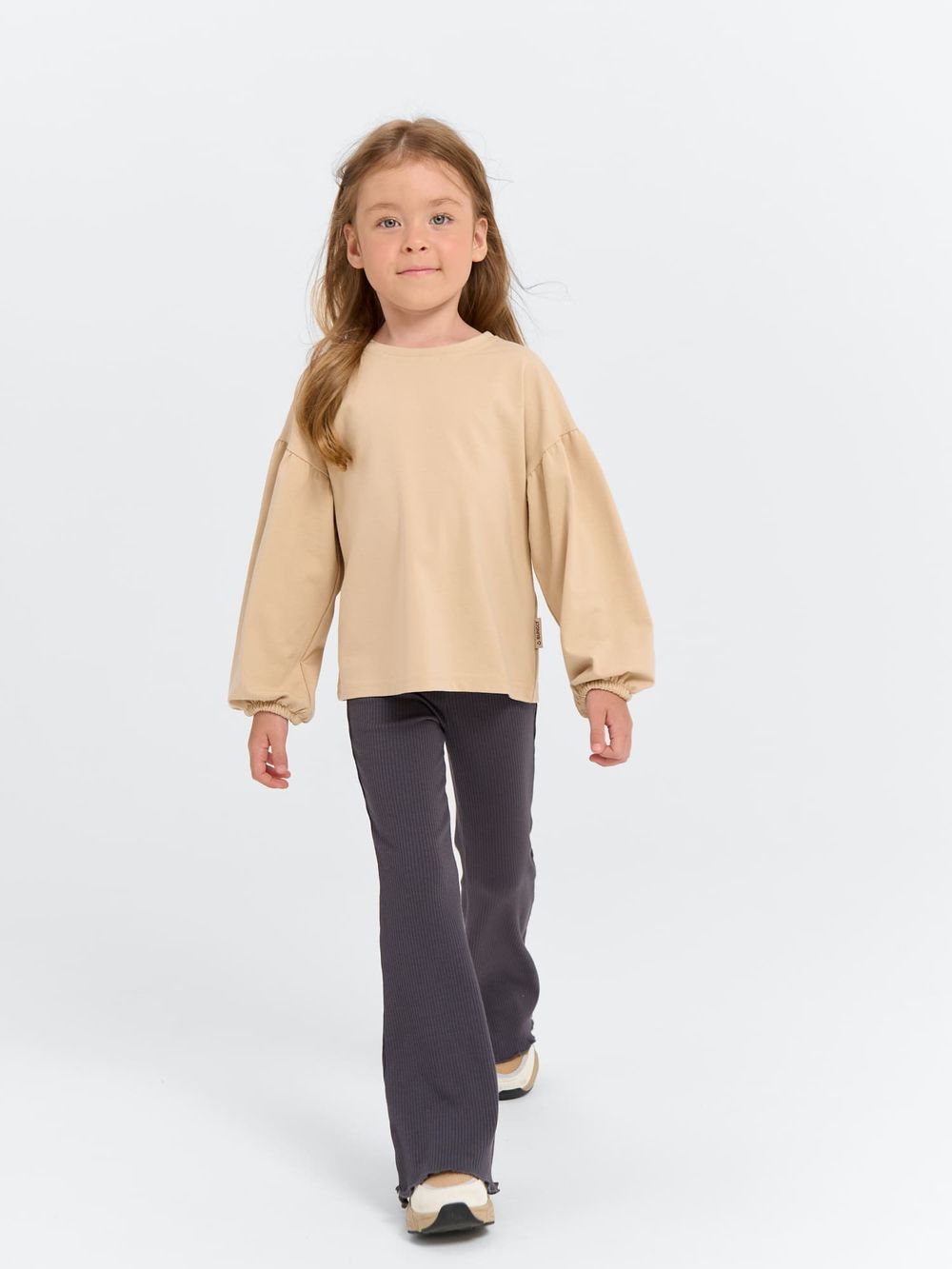 Лонгслив с объемными рукавами "Крем-брюле"