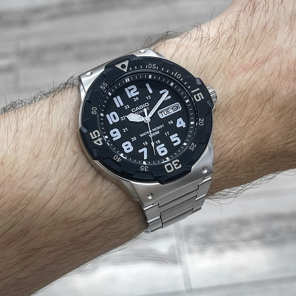 Casio MRW-200HD-1B
