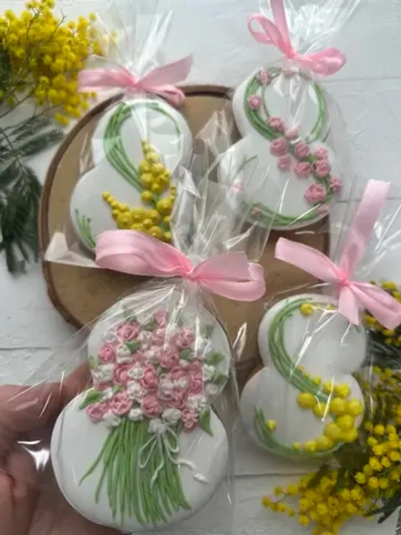 Имбирные пряники на 8 марта вкусный подарок