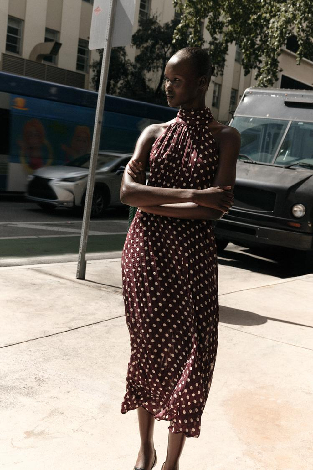 ZARA ПЛАТЬЕ МИДИ В ГОРОШЕК, ЭКРЮ/ГРАНАТОВЫЙ