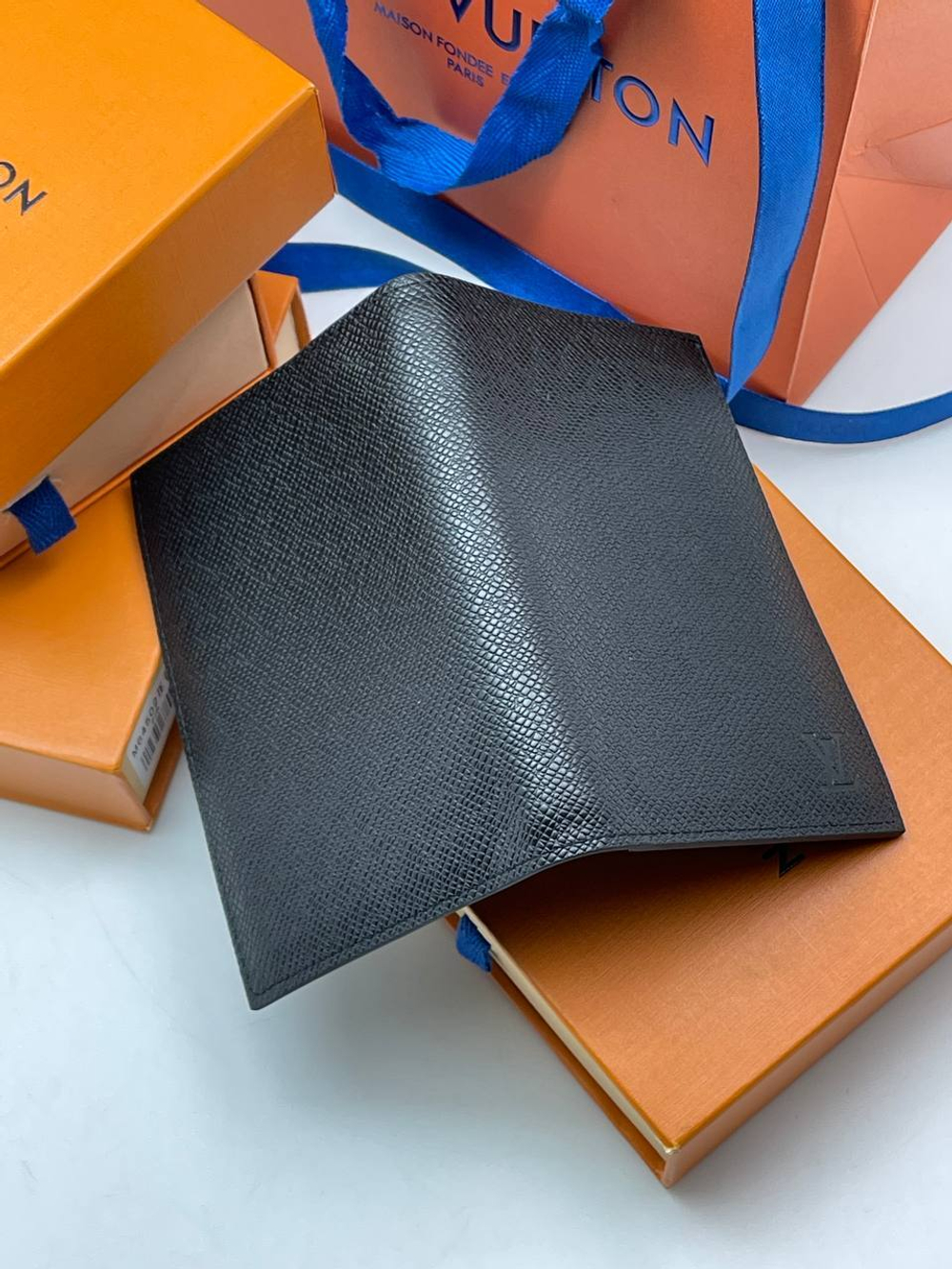 Обложка для паспорта Louis Vuitton