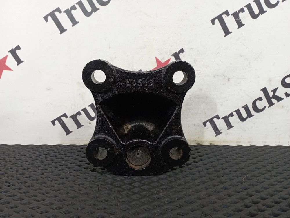 Кронштейн цилиндра подъема кабины 2023г.