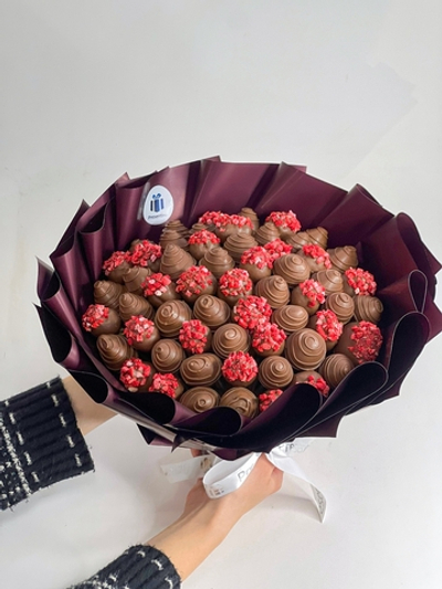 Букет «красный бархат»