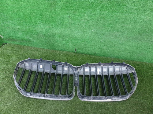 Решетка радиатора BMW 7er G11 G12 (2019-2022)