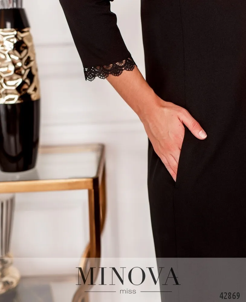 Платье 1073-чёрный Minova