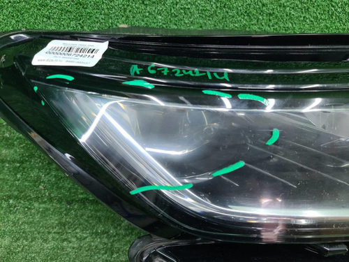 Фара правая Skoda Kodiaq (2016-2022) LED