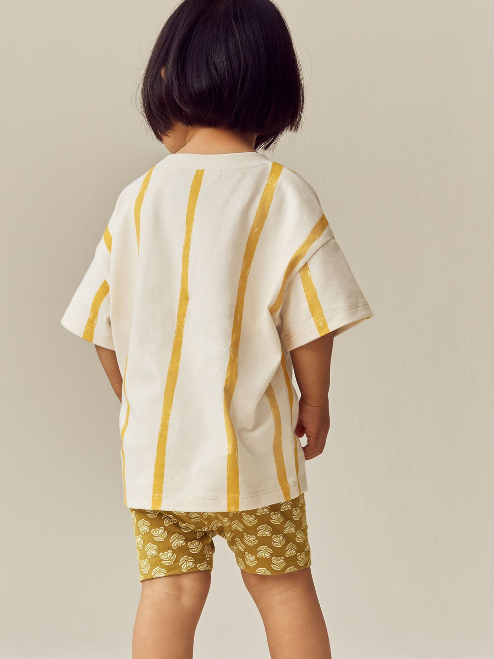 Футболка и шорты в комплекте для девочки Next E51-377, Молочный, Светло-желтый
