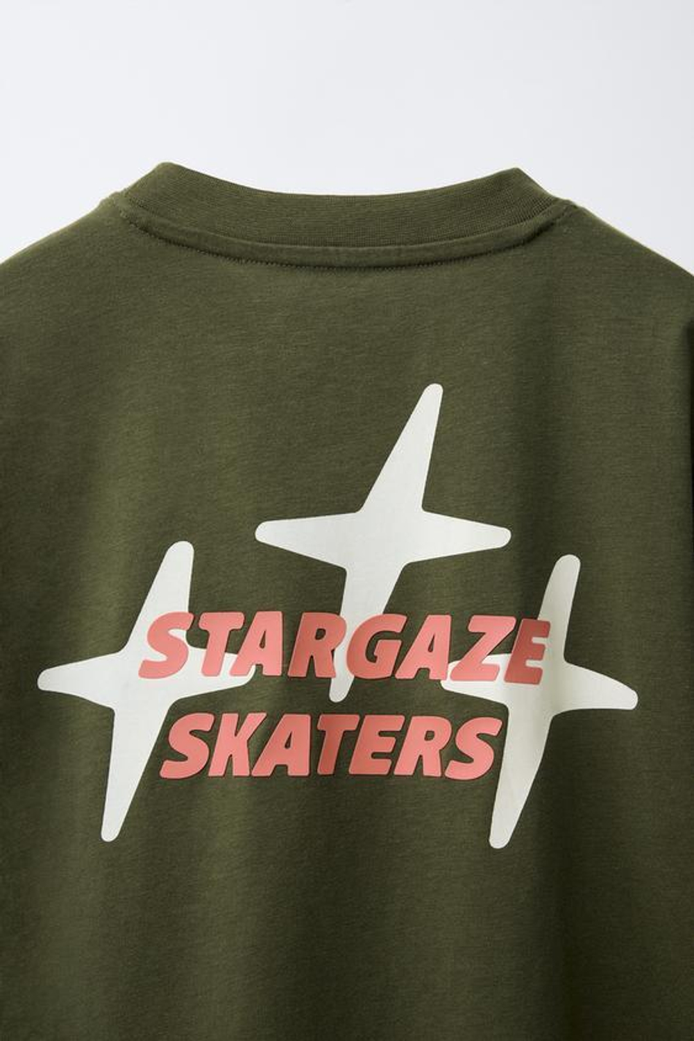 ZARA ФУТБОЛКА С НАДПИСЬЮ, ХАКИ