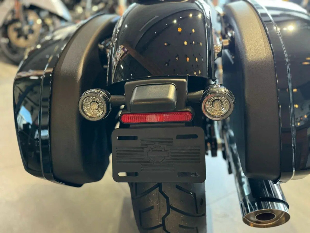 Мотоцикл Harley-Davidson Sport Glide Softail (2023) c НДС