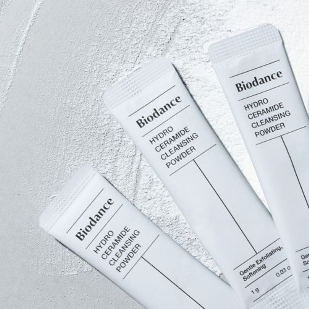 Biodance Hydro Ceramide Cleansing Powder увлажняющая энзимная пудра с церамидами
