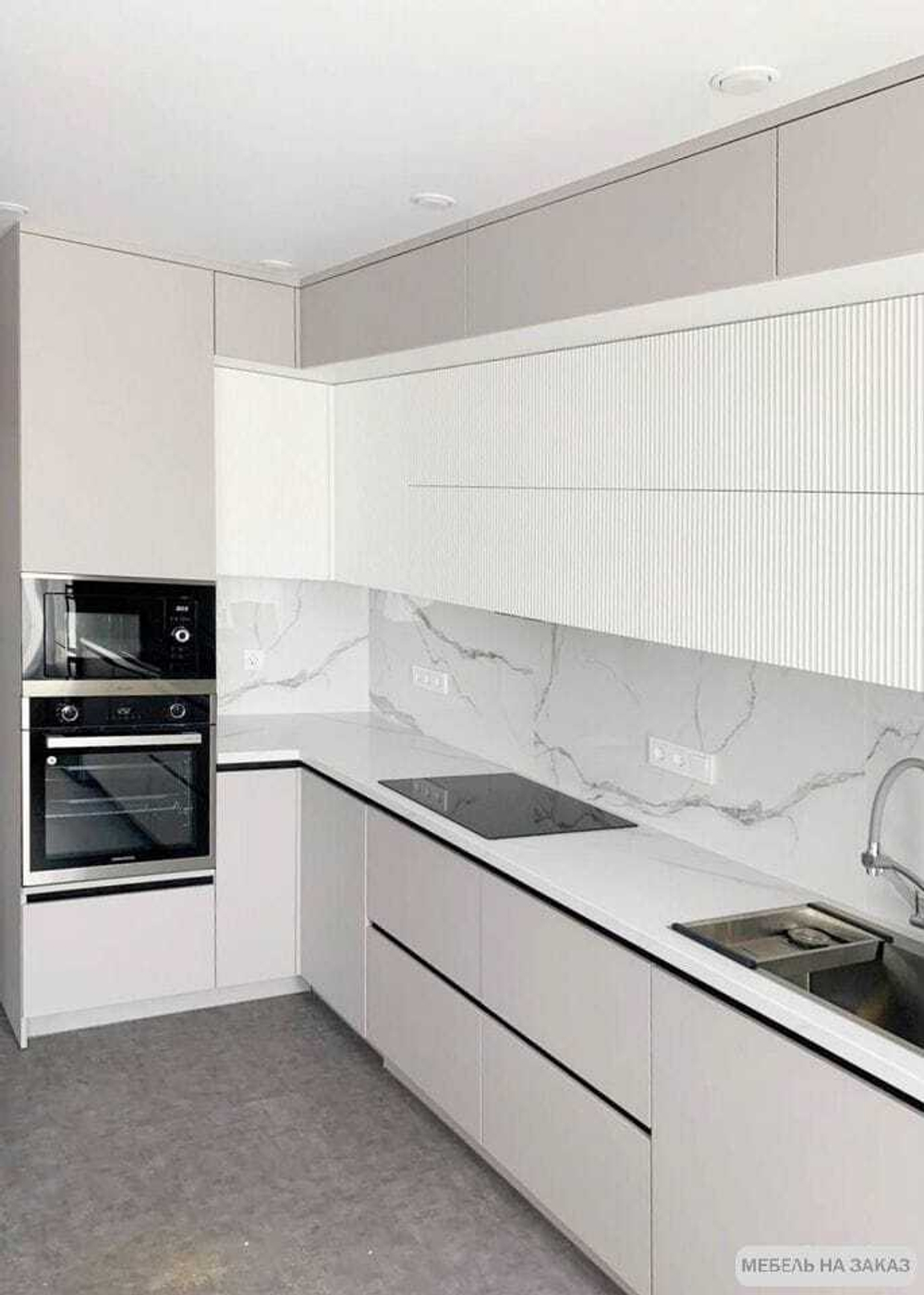 Кухня с антресолями на заказ