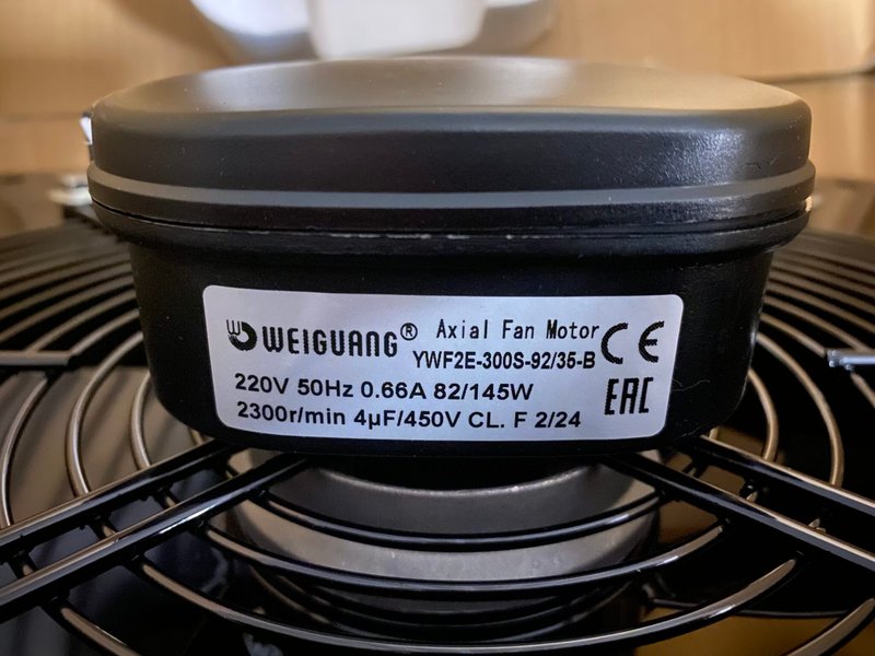 YWF2E-300-S-92/35-B (с настенной панелью)