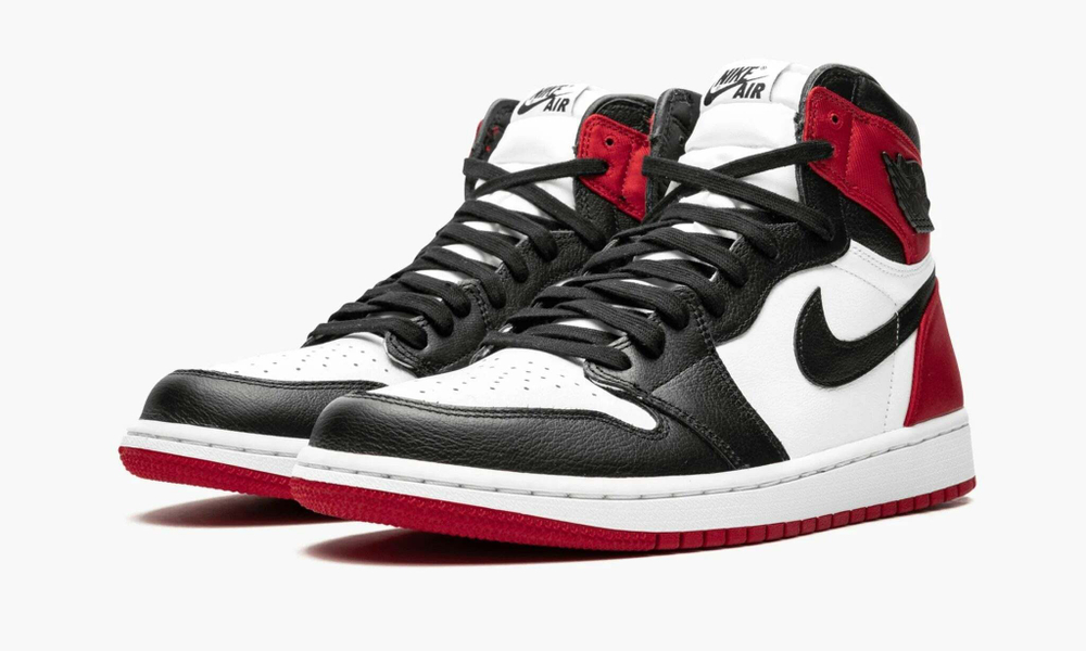 Air Jordan 1 High OG WMNS "Satin Black Toe"
