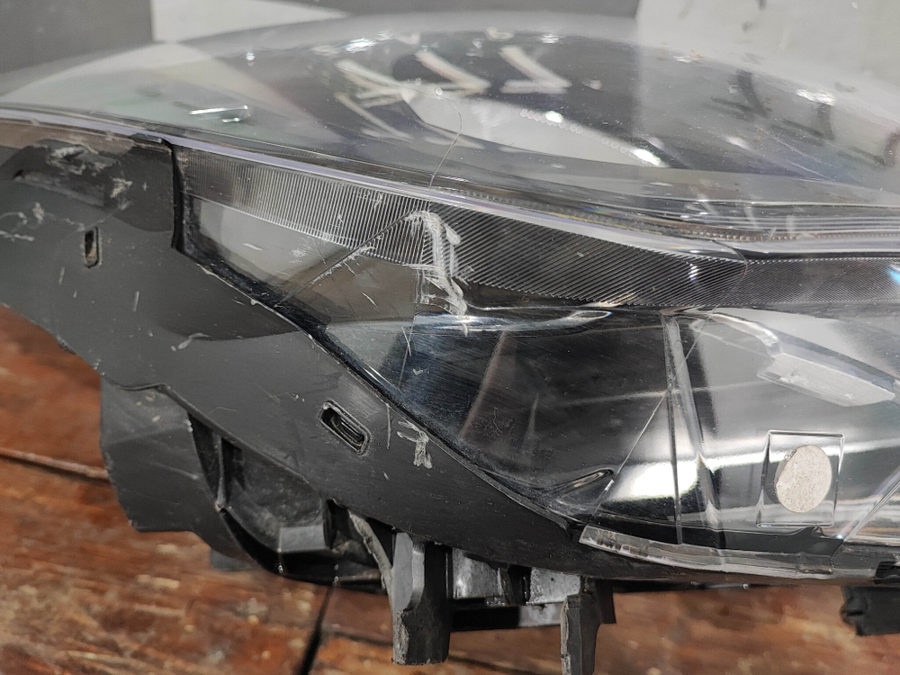 Фара правая галоген Hyundai Solaris 2 (HCR) 20-нв Б/У Оригинал 92102H5500