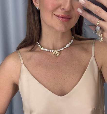 Персонализированный чокер Е