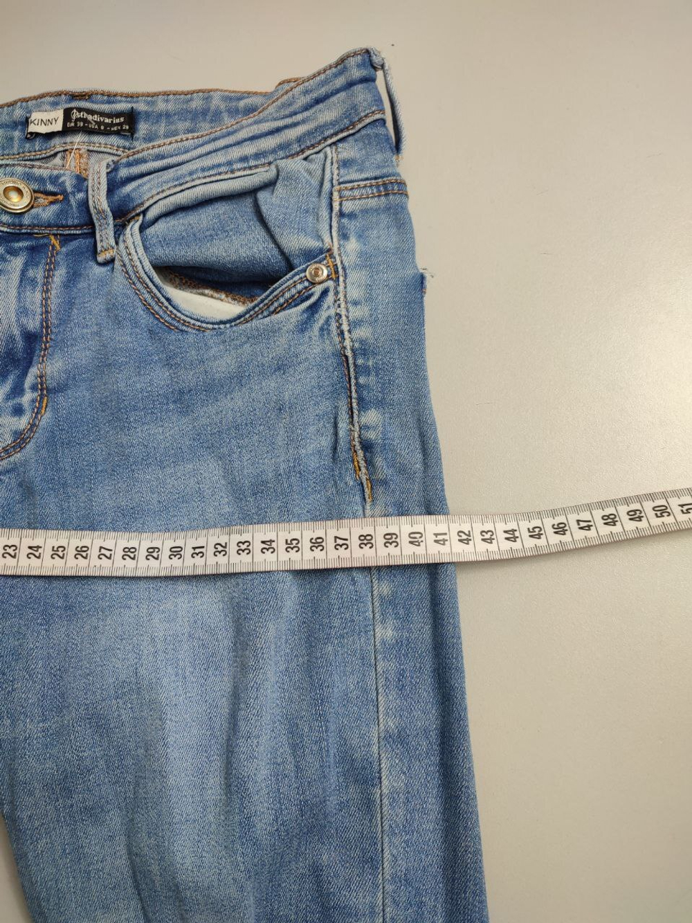 Джинсы Stradivarius базовые 40 размер