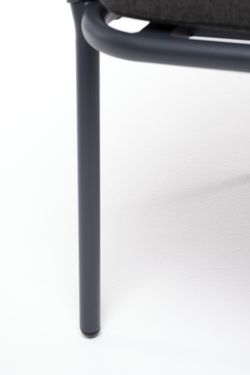 "Бордо" стул плетеный из роупа, каркас алюминий темно-серый (RAL7024) муар, роуп серый 15мм, ткань темно-серая 027