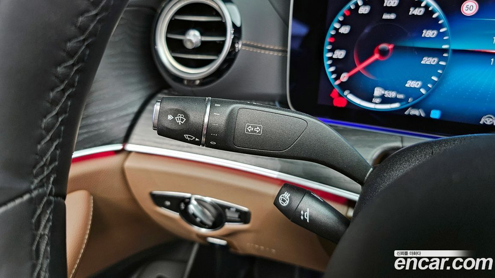 Mercedes-Benz E-Class W213 E250 AMG Line (10.2022)
