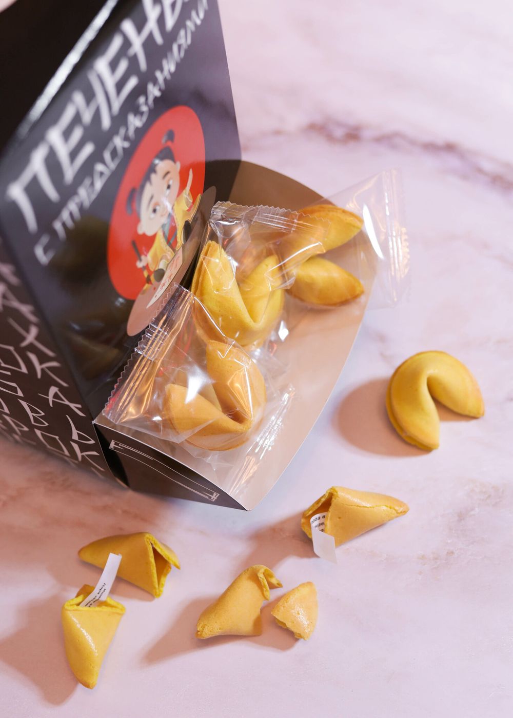 ВЕРТЬЕ Диспенсер, 50 печений с предсказаниями