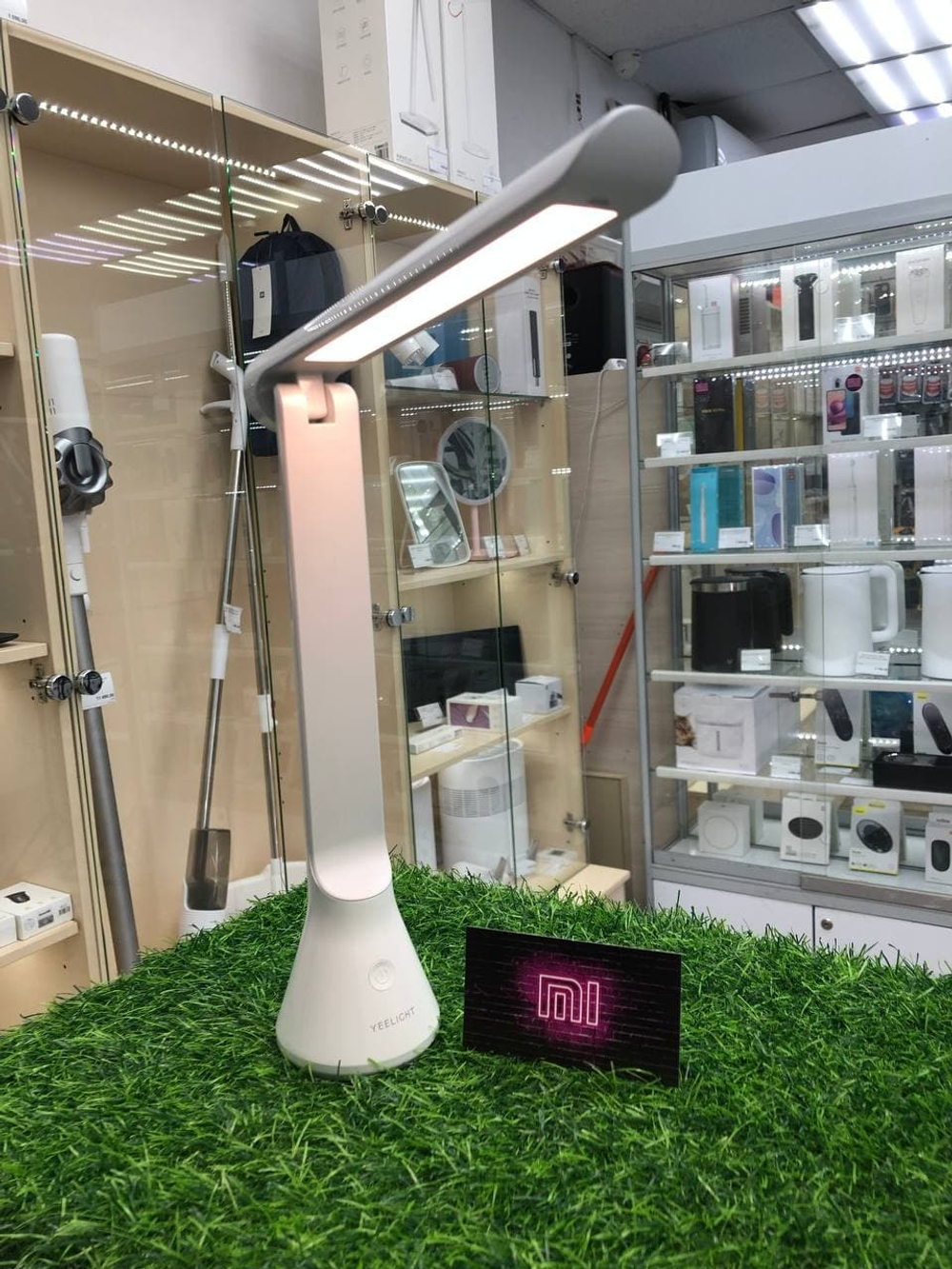 Xiaomi Yeelight Charging Folding Table Lamp