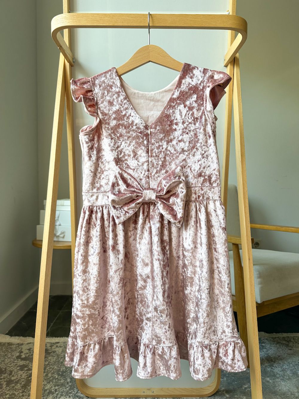 Новое бархатное платье Trendyco, 122