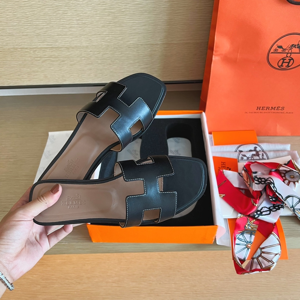 Hermes Oran Sandal
