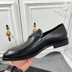 Лоферы Prada